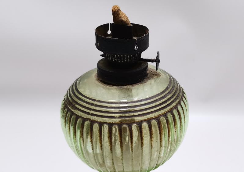 OSMANLI DÖNEMİ YEŞİL RENKLİ CAM LAMBA