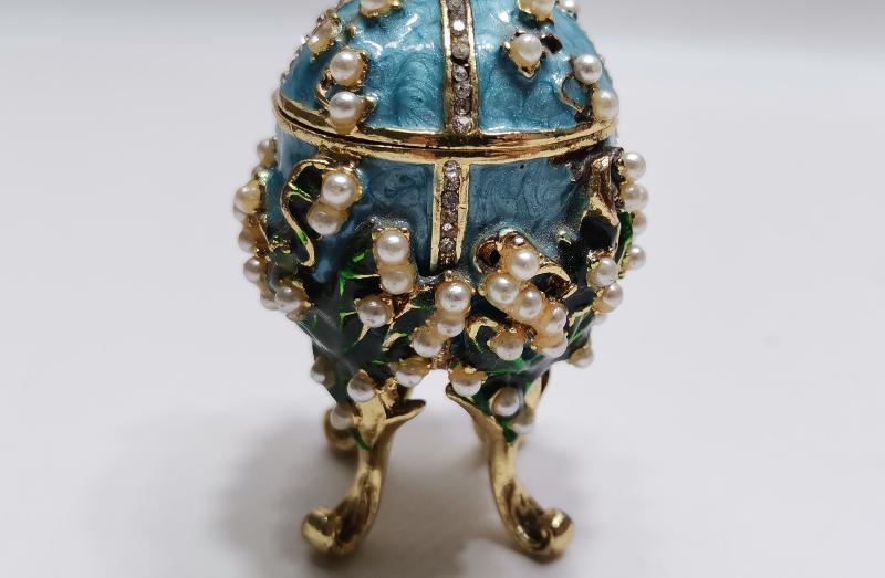 RUS YAPIMI YUMURTA FORMLU MİNELİ MÜCEVHER KUTUSU