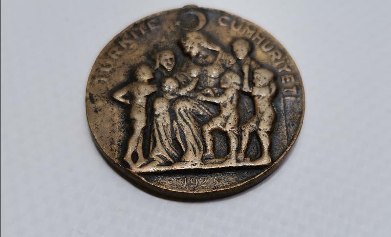 TÜRKİYE CUMHURİYETİ HİMAYEİ ETFAL CEMİYETİ MADALYASI