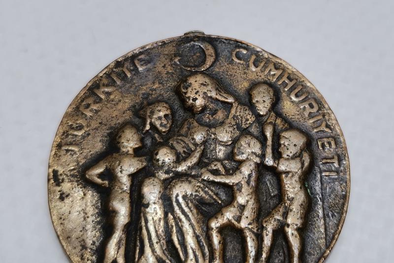 TÜRKİYE CUMHURİYETİ HİMAYEİ ETFAL CEMİYETİ MADALYASI