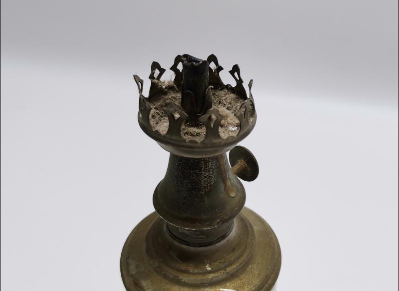 1880'LERDEN FRANSIZ YAPIMI PİRİNÇ LAMBA