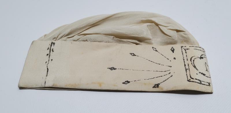 1930'LARDAN CHP ALTI OK TEMALI VE MAŞALLAH YAZILI İPEK SÜNNET ŞAPKASI