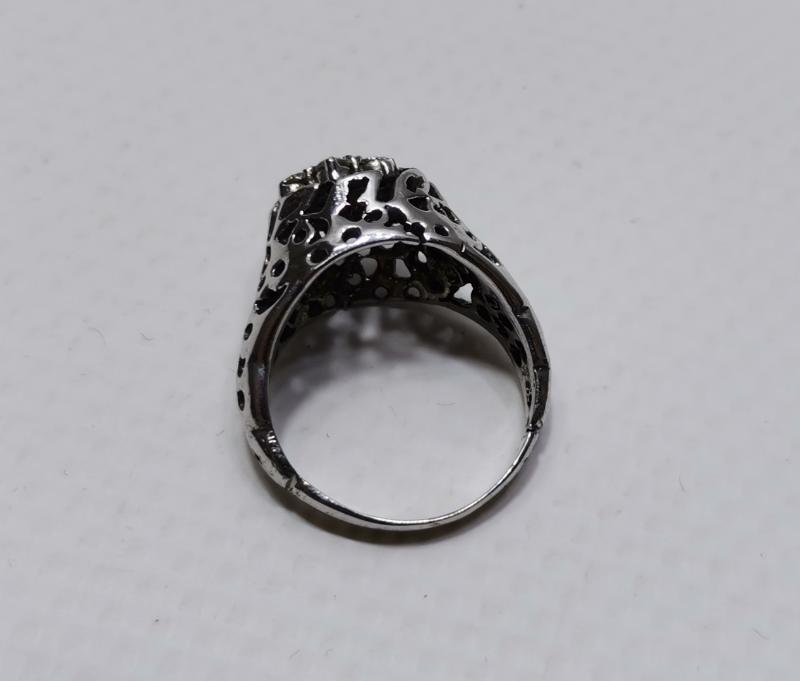 ANTİKA DOKUZTAŞ PIRLANTA YÜZÜK