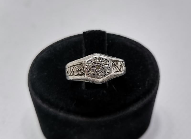 ANTİKA PIRLANTA TAŞLI GÜMÜŞ YÜZÜK