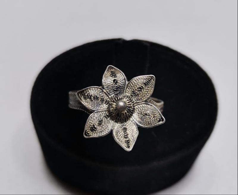 ANTİKA TELKARİ İŞÇİLİKLİ GÜMÜŞ YÜZÜK