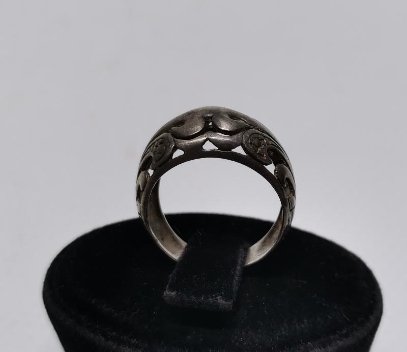 FARKLI FORMDA ANTİKA GÜMÜŞ YÜZÜK