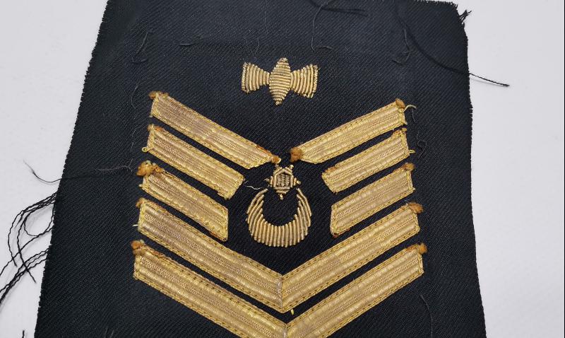 İKİ ADET ESKİ SIRMA İŞLEMELİ ASKERİ RÜTBE