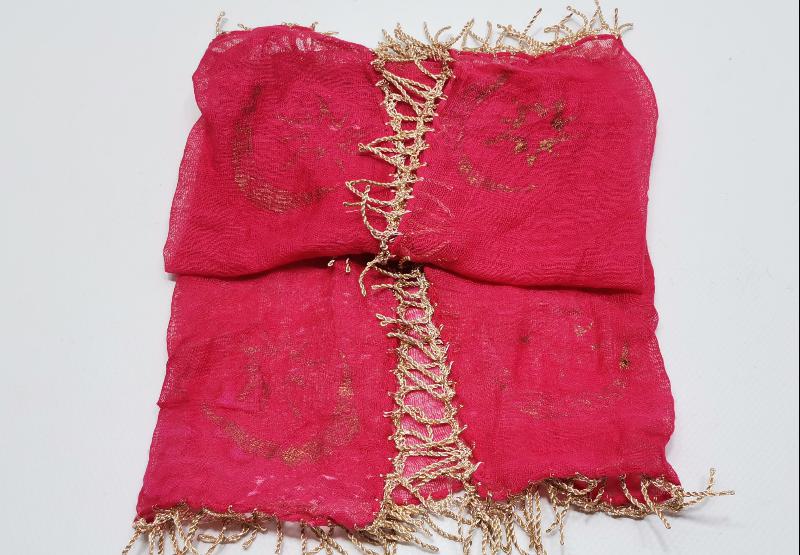 OSMANLI DÖNEMİ DÖRT KÖŞESİ AY YILDIZLI SANCAK FORMLU BEZ