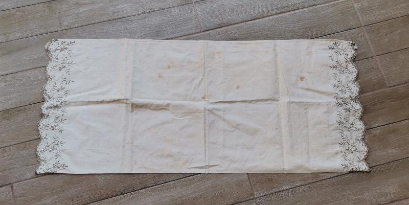 OSMANLI DÖNEMİ GÜMÜŞ TEL KIRMA İŞÇİLİKLİ YASTIK 