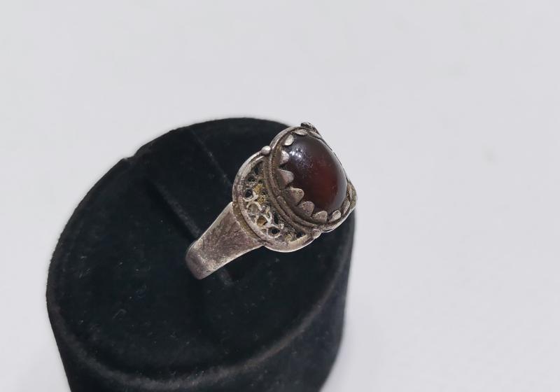 OSMANLI DÖNEMİ KEHRİBAR TAŞLI GÜMÜŞ YÜZÜK