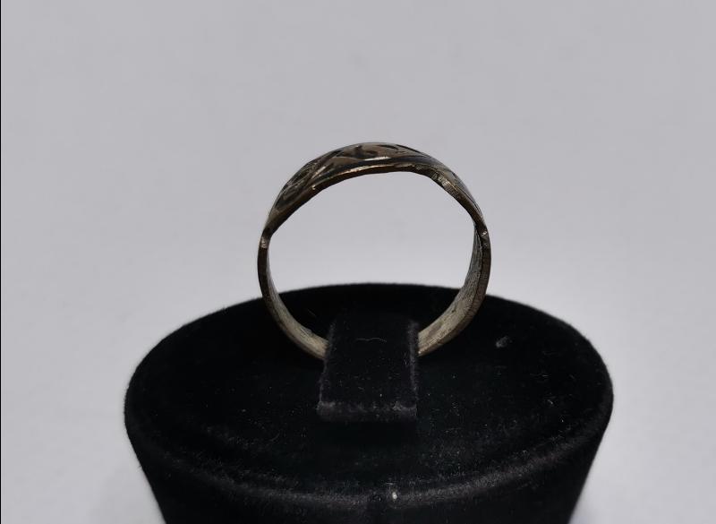 OSMANLI DÖNEMİ ÜZERİ SAVATLI YADİGAR YAZILI GÜMÜŞ YÜZÜK