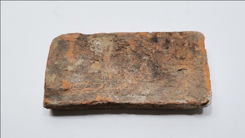 OSMANLICA VE YUNANCA YAZILI TUĞLA