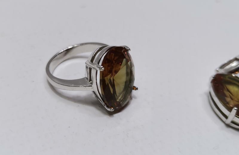 ZULTANİT TAŞLI GÜMÜŞ TAKI SETİ