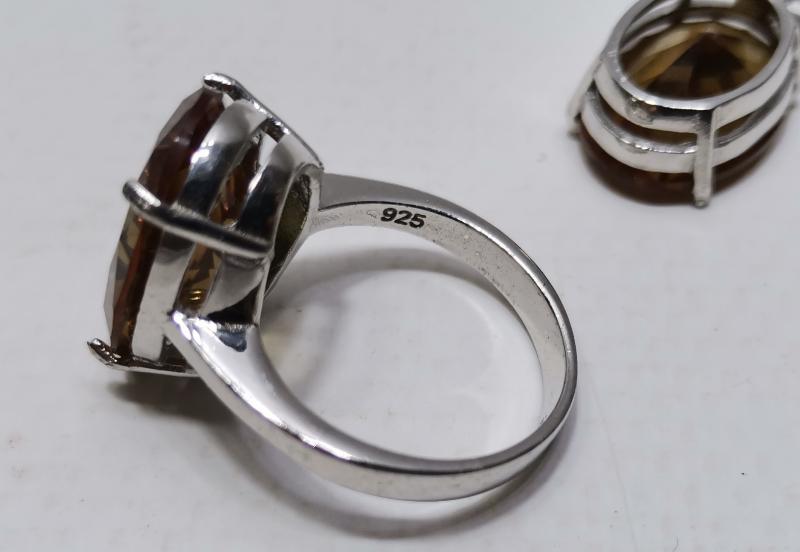 ZULTANİT TAŞLI GÜMÜŞ TAKI SETİ