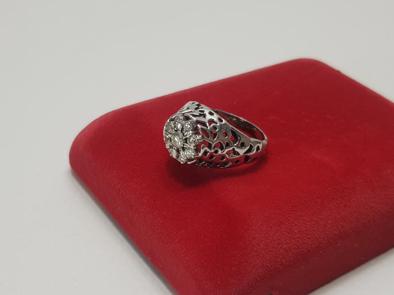 ANTİKA DOKUZTAŞ PIRLANTA YÜZÜK