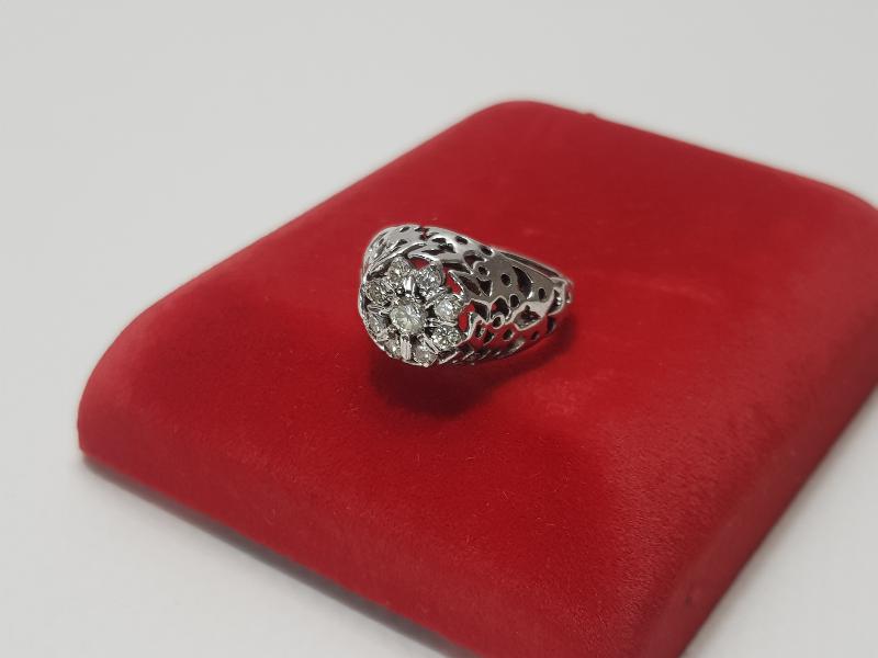 ANTİKA DOKUZTAŞ PIRLANTA YÜZÜK