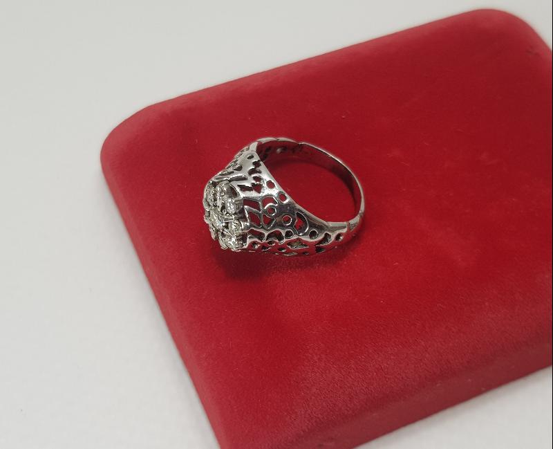 ANTİKA DOKUZTAŞ PIRLANTA YÜZÜK