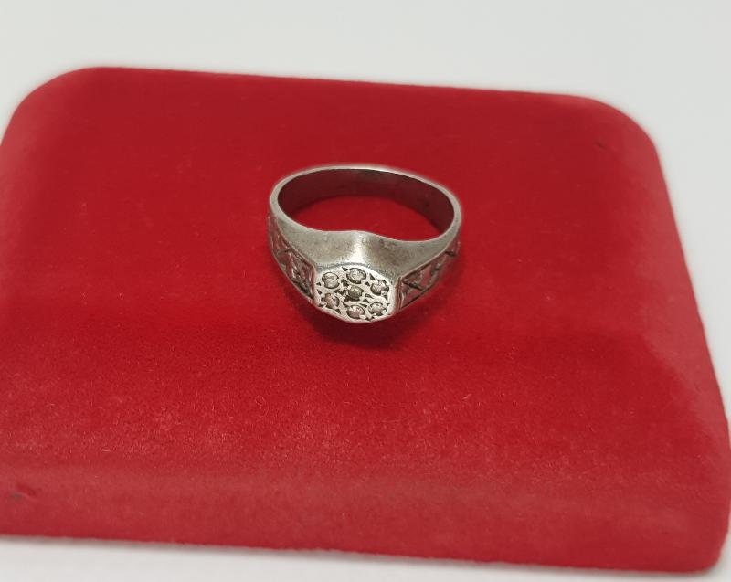 ANTİKA PIRLANTA TAŞLI GÜMÜŞ YÜZÜK