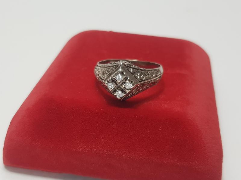 ANTİKA PIRLANTA YÜZÜK