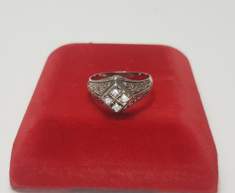 ANTİKA PIRLANTA YÜZÜK