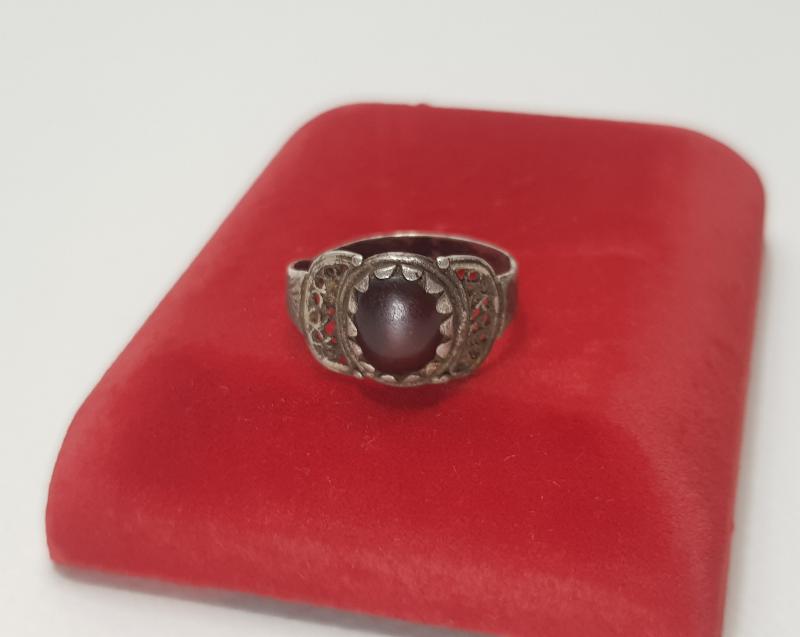 OSMANLI DÖNEMİ KEHRİBAR TAŞLI GÜMÜŞ YÜZÜK