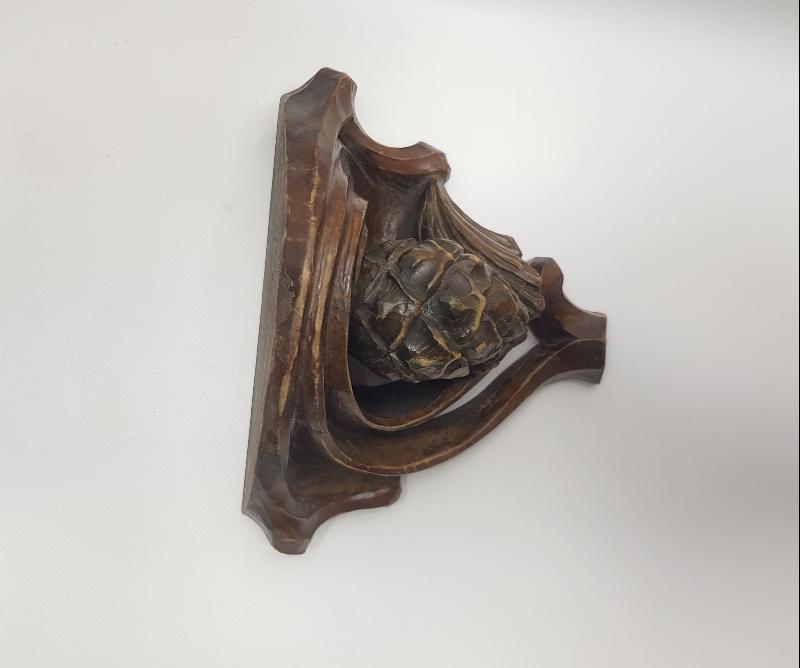 OSMANLI DÖNEMİ RUM İŞİ ÇAM KOZALAĞI DESENLİ AHŞAP İKONALIK