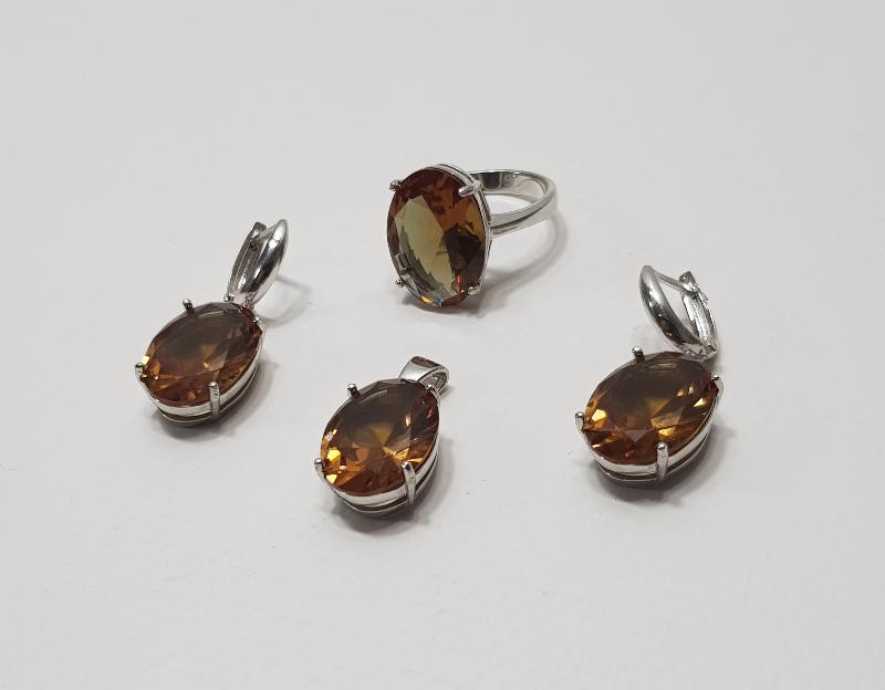 ZULTANİT TAŞLI GÜMÜŞ TAKI SETİ