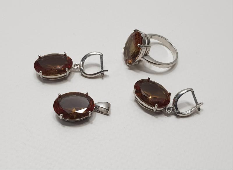 ZULTANİT TAŞLI GÜMÜŞ TAKI SETİ