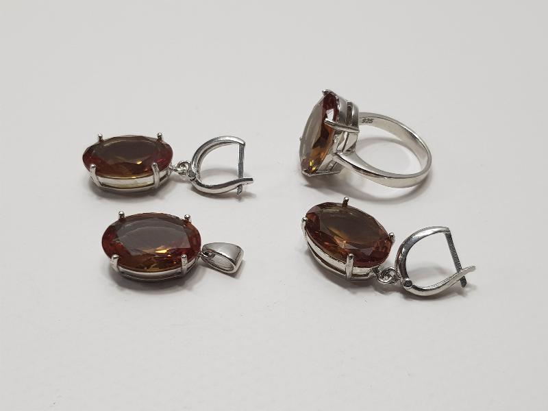 ZULTANİT TAŞLI GÜMÜŞ TAKI SETİ