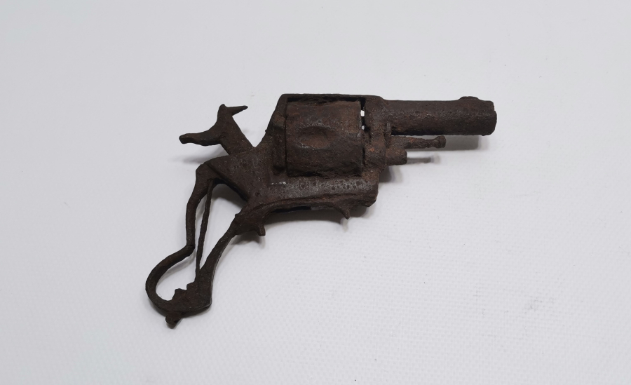 1. DÜNYA SAVAŞI DÖNEMİ DEKORATİF OSMANLI SUBAY TABANCASI