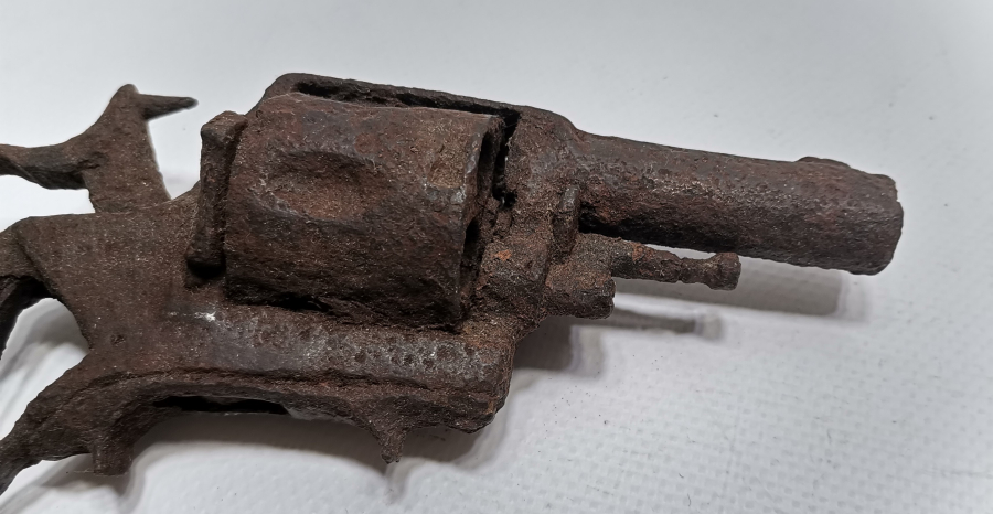 1. DÜNYA SAVAŞI DÖNEMİ DEKORATİF OSMANLI SUBAY TABANCASI