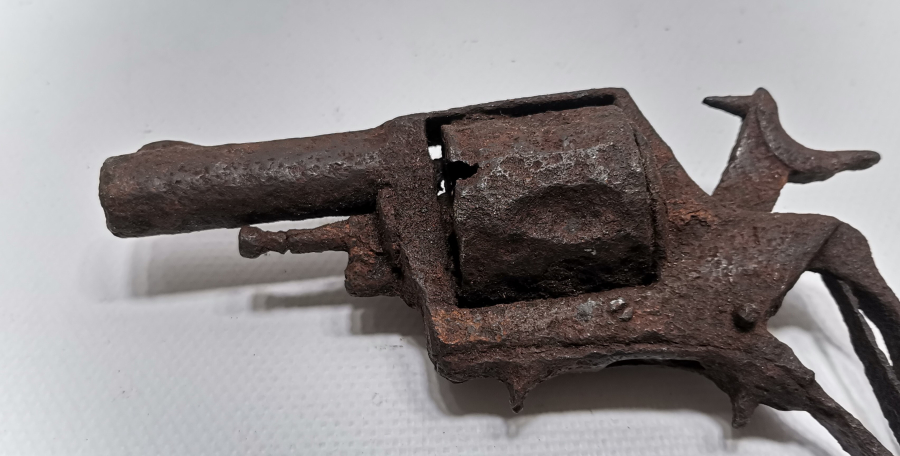 1. DÜNYA SAVAŞI DÖNEMİ DEKORATİF OSMANLI SUBAY TABANCASI