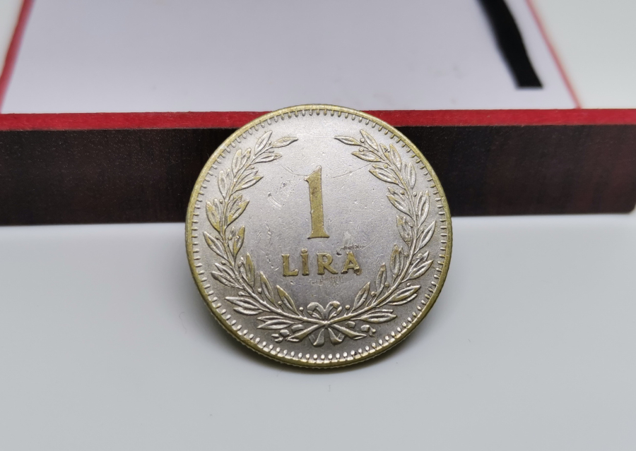 1948 YILI GÜMÜŞ 1 LİRA - TÜRKİYE CUMHURİYETİ'NİN BASILMIŞ SON GÜMÜŞ PARASI