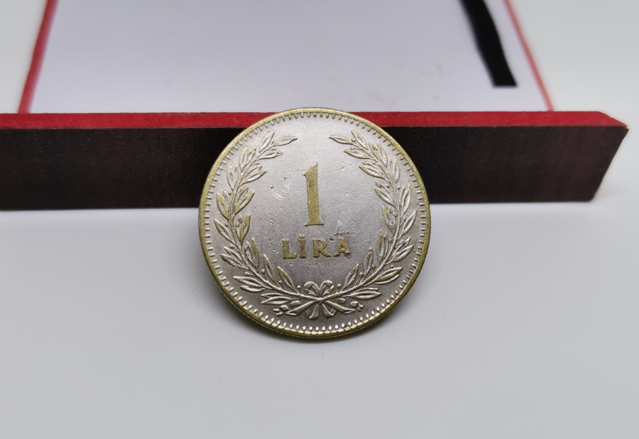1948 YILI GÜMÜŞ 1 LİRA - TÜRKİYE CUMHURİYETİ'NİN BASILMIŞ SON GÜMÜŞ PARASI