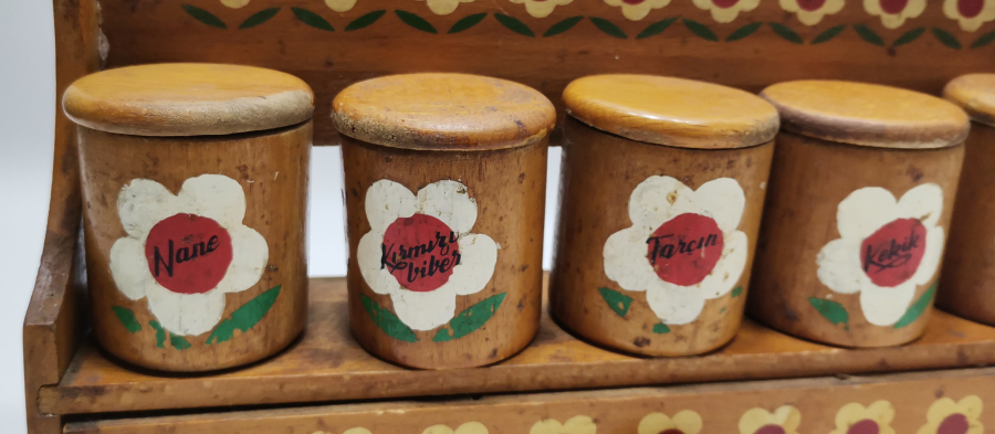 AHŞAP ÜZERİ EL BOYAMA ANTİKA BAHARATLIK