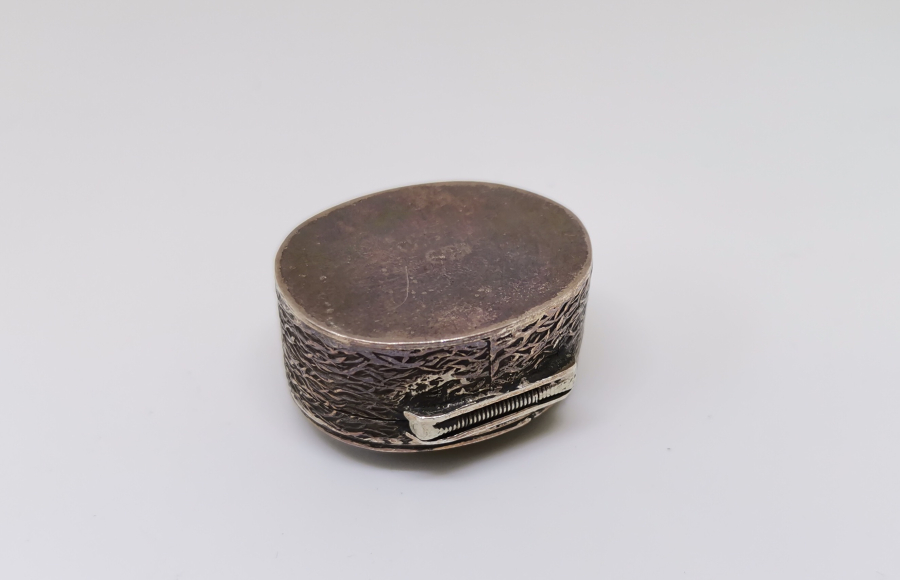 AKİK ÜZERİ YAZILI ANTİKA GÜMÜŞ KUTU