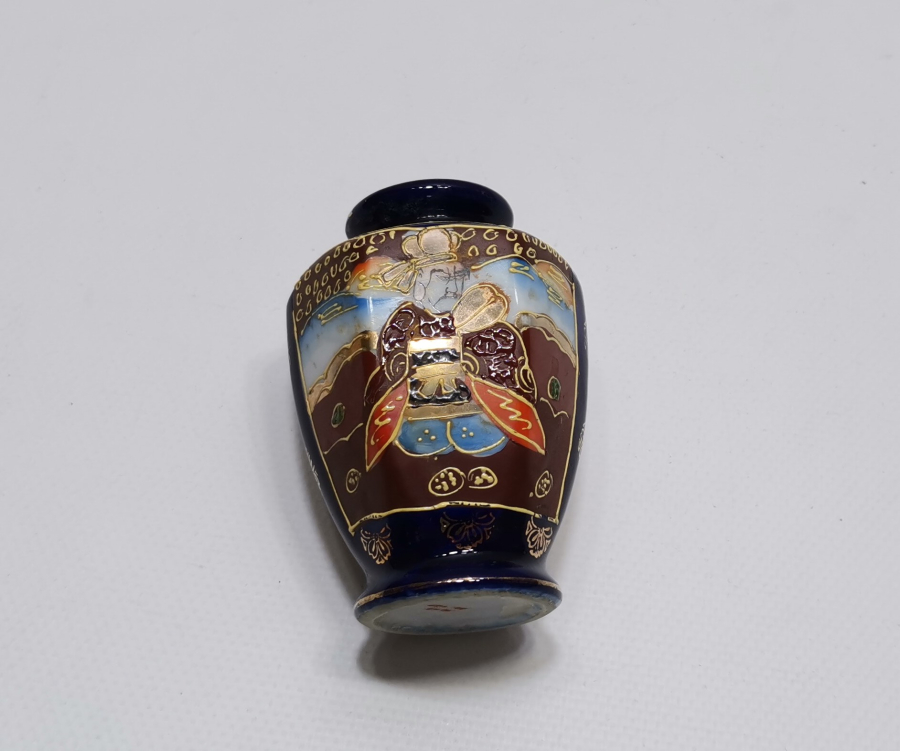 ANTİKA ESKİ ÇİN PORSELEN VAZO