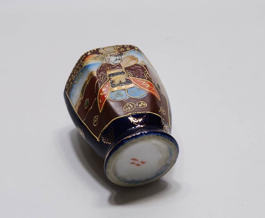 ANTİKA ESKİ ÇİN PORSELEN VAZO