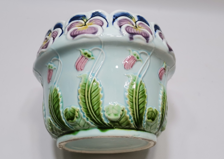 ÖZEL ÜRETİM ANTİKA PORSELEN SAKSI