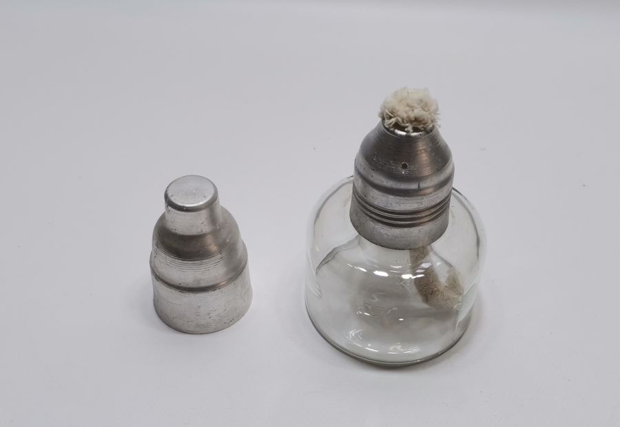 ÇİL KONDİSYONDA ANTİKA İDARE - GAZ LAMBASI