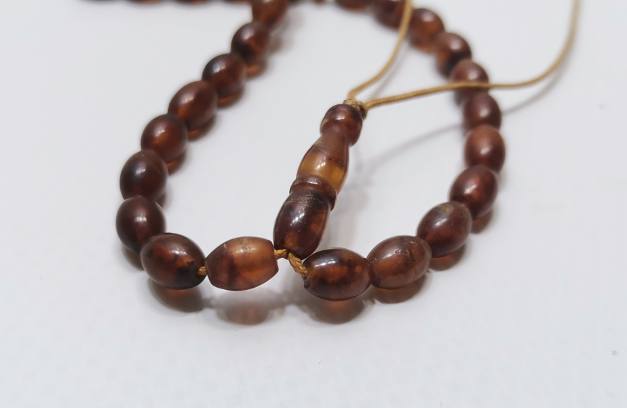 DAMLA KEHRİBAR - REÇİNE TESPİH