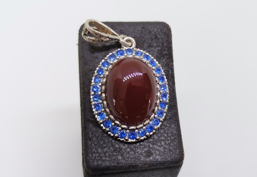 GÜMÜŞTEN MAMUL AKİK TAŞLI KOLYE UCU