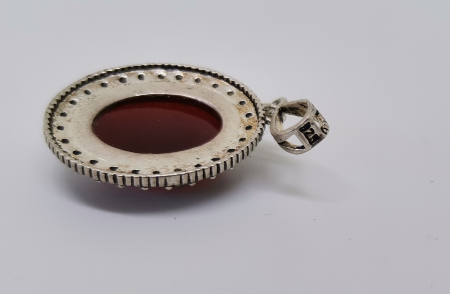 GÜMÜŞTEN MAMUL AKİK TAŞLI KOLYE UCU