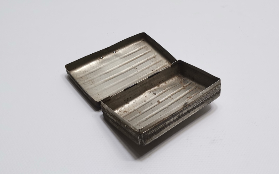 İÇİ OSMANLICA YAZILI OSMANLI DÖNEMİ ASKERİ TÜTÜN TABAKASI