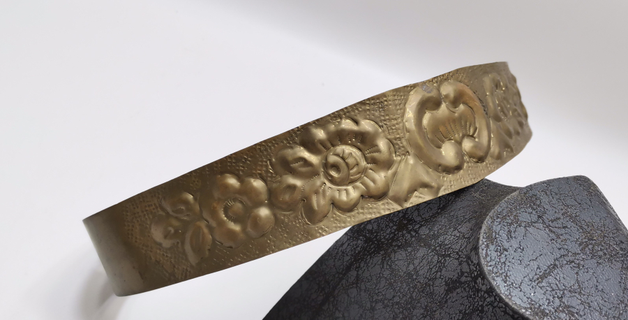 KABARTMA İŞÇİLİKLİ ANTİKA BİNDALLI KEMERİ