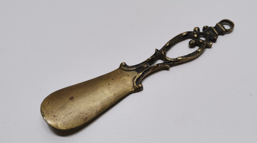 KABARTMA İŞÇİLİKLİ ANTİKA KERATA