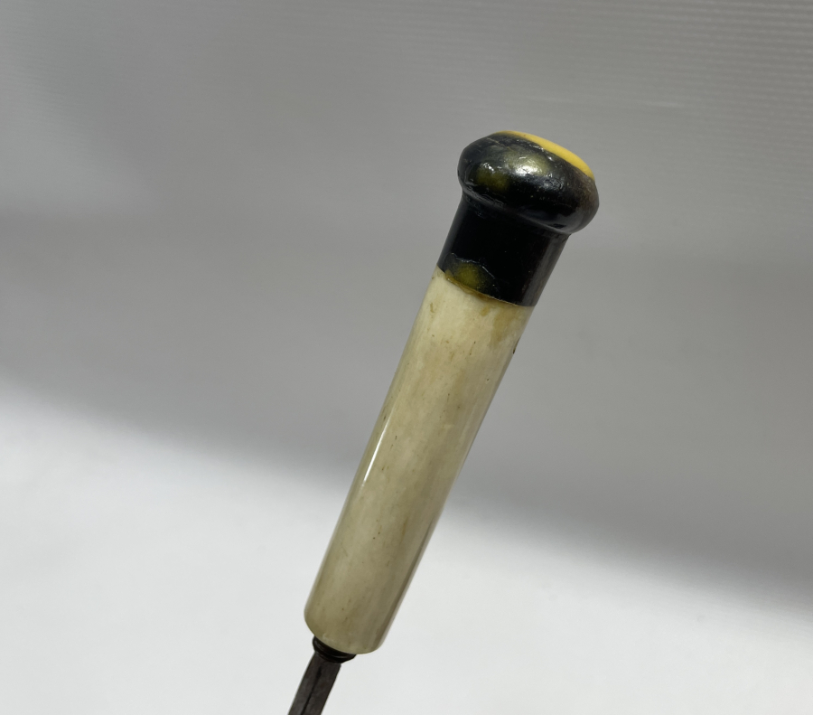 OSMANLI DÖNEMİ GİZLİ ŞİŞLİ AT KAMÇISI PARÇASI