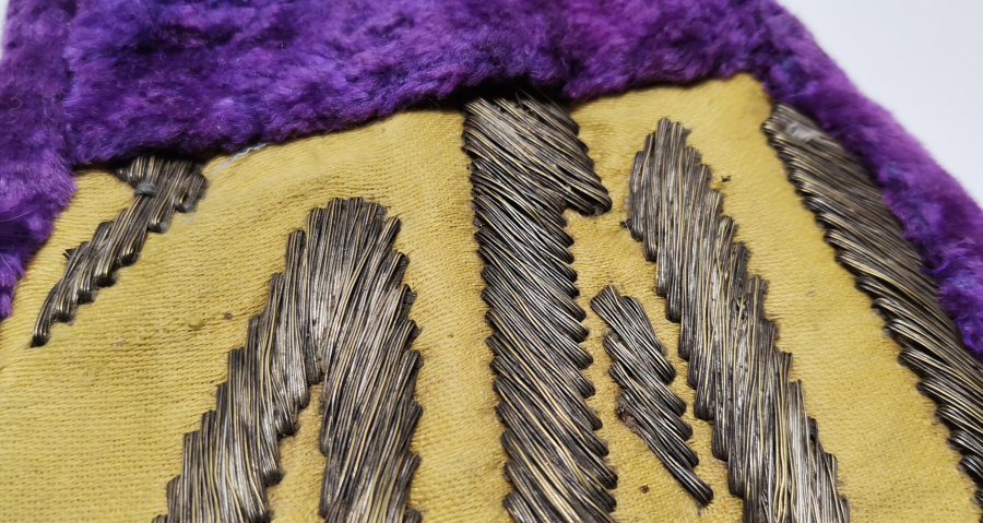 OSMANLI DÖNEMİ KABE ÖRTÜSÜ PARÇASINDAN YAPILMIŞ ÇOK KESE