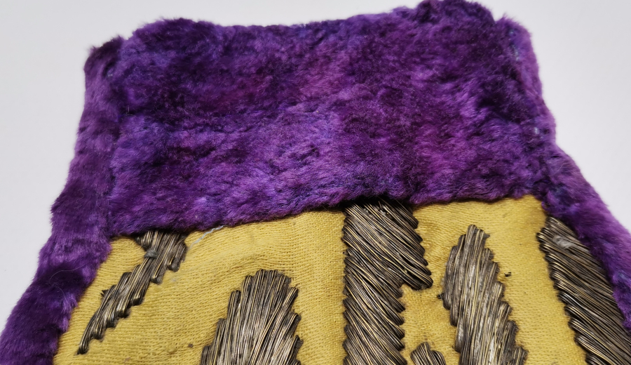 OSMANLI DÖNEMİ KABE ÖRTÜSÜ PARÇASINDAN YAPILMIŞ ÇOK KESE