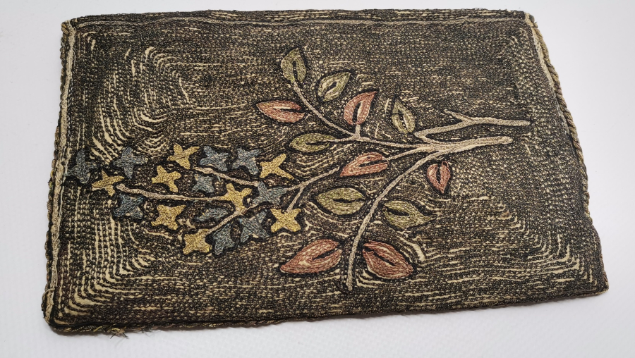 OSMANLI DÖNEMİ SUZANİ İŞÇİLİKLİ NADİR KUR'AN-I KERİM KABI